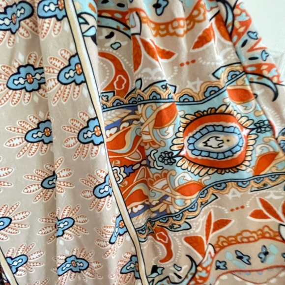 Cute summer strapless romper bought off Amazon and never worn! - Picture 3 of 4